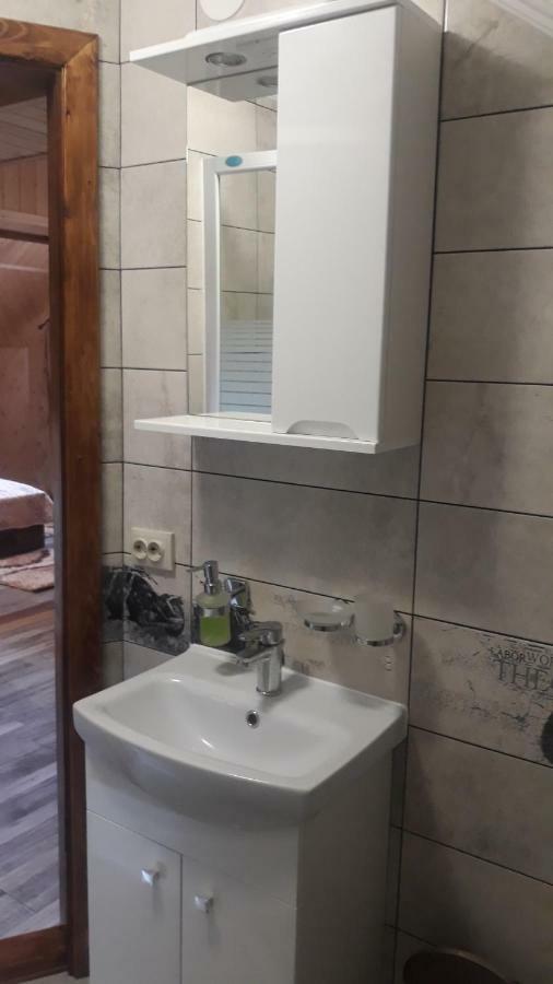 Bee House Поляниця Апартаменти Bukovel Exterior photo